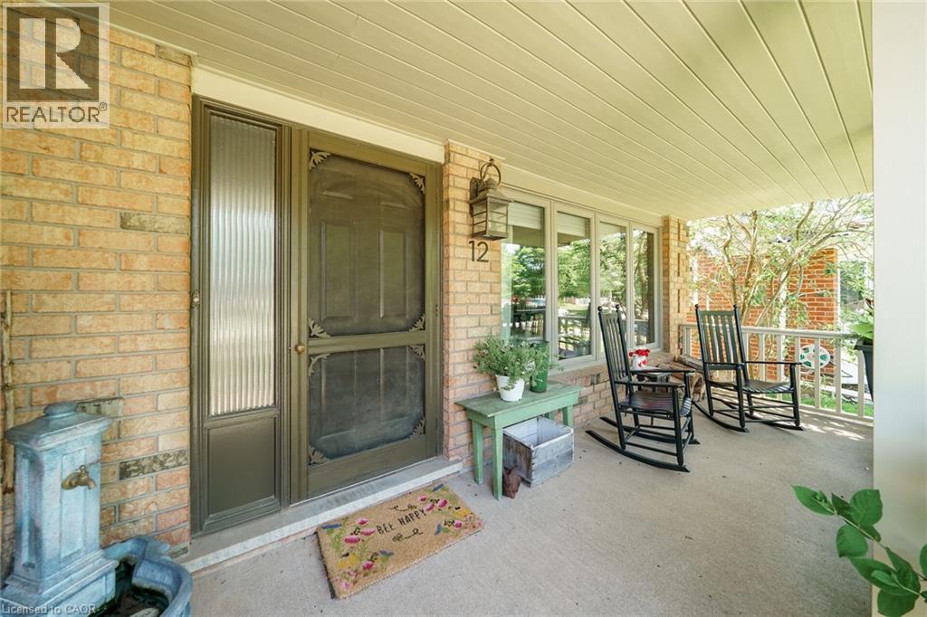12 Vance Crescent, Waterdown, Ontario  L8B 0B8 - Photo 4 - 40788494