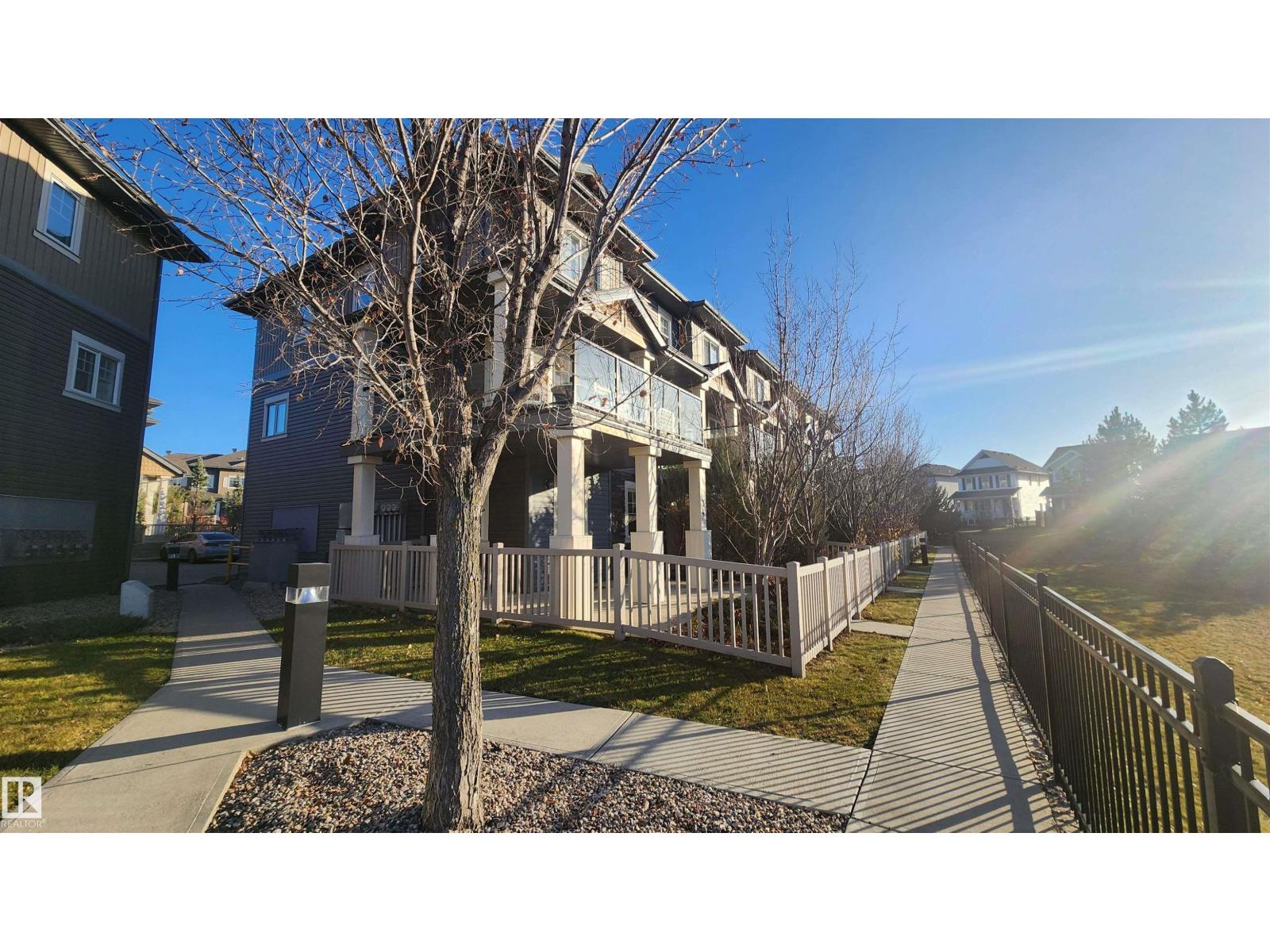 #32 1030 CHAPPELLE BV SW, Edmonton, Alberta