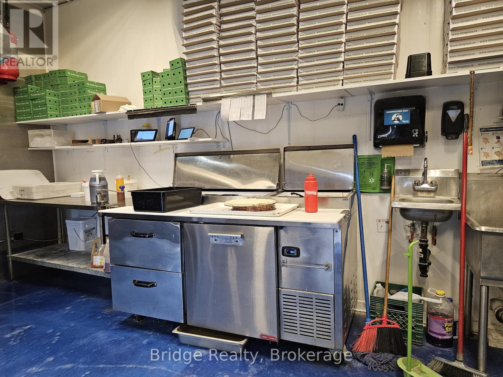 2 - 51 King Street E, Ingersoll, Ontario  N5C 1G6 - Photo 17 - X12547604