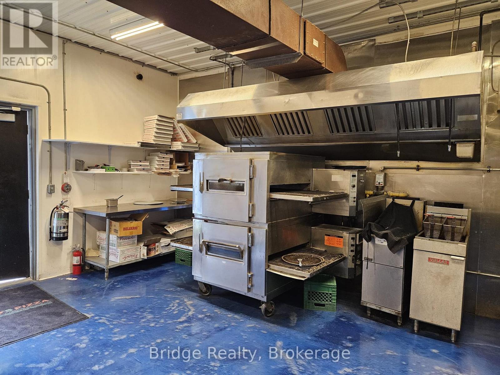 2 - 51 King Street E, Ingersoll, Ontario  N5C 1G6 - Photo 21 - X12547604