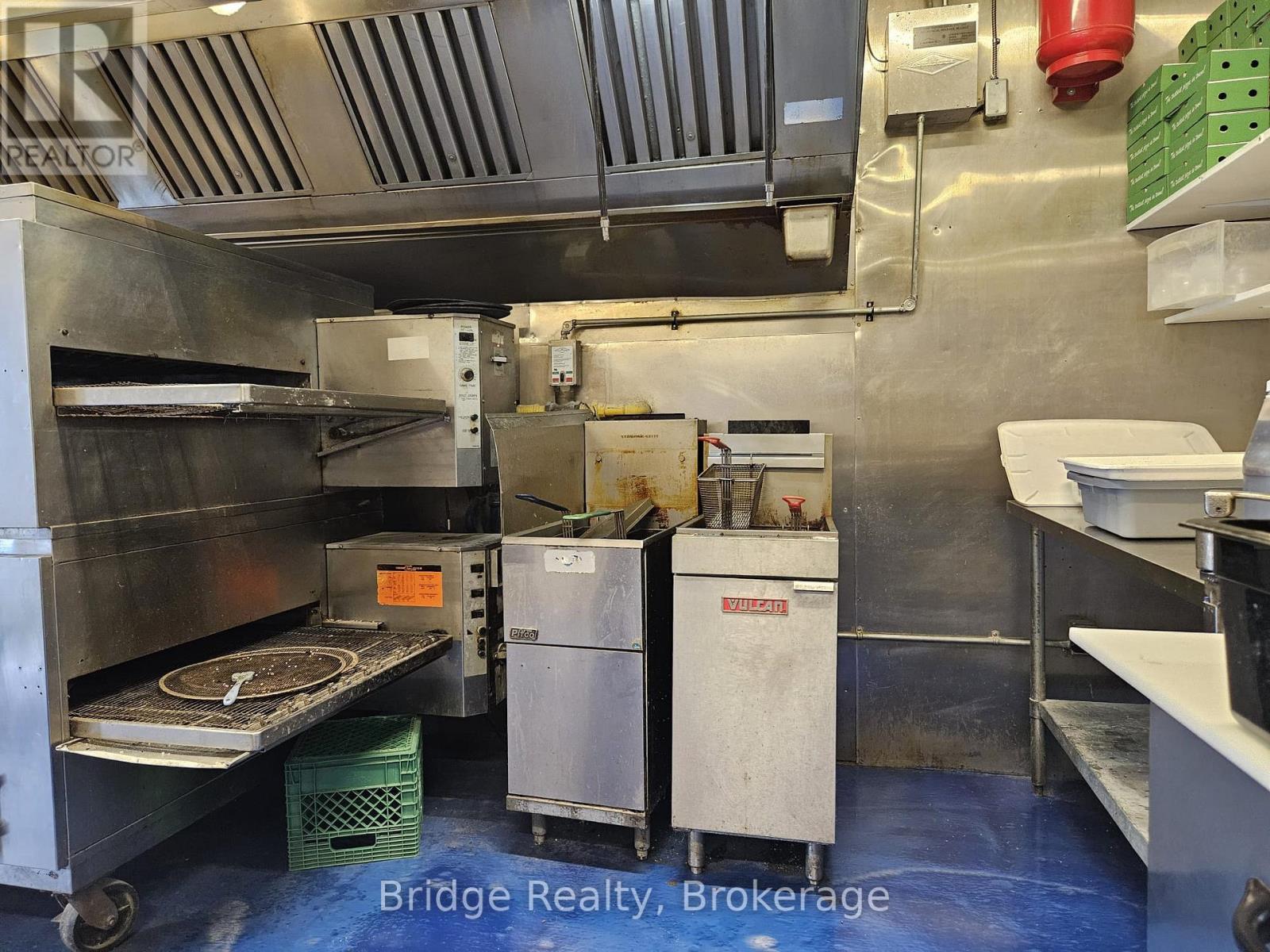 2 - 51 King Street E, Ingersoll, Ontario  N5C 1G6 - Photo 23 - X12547604