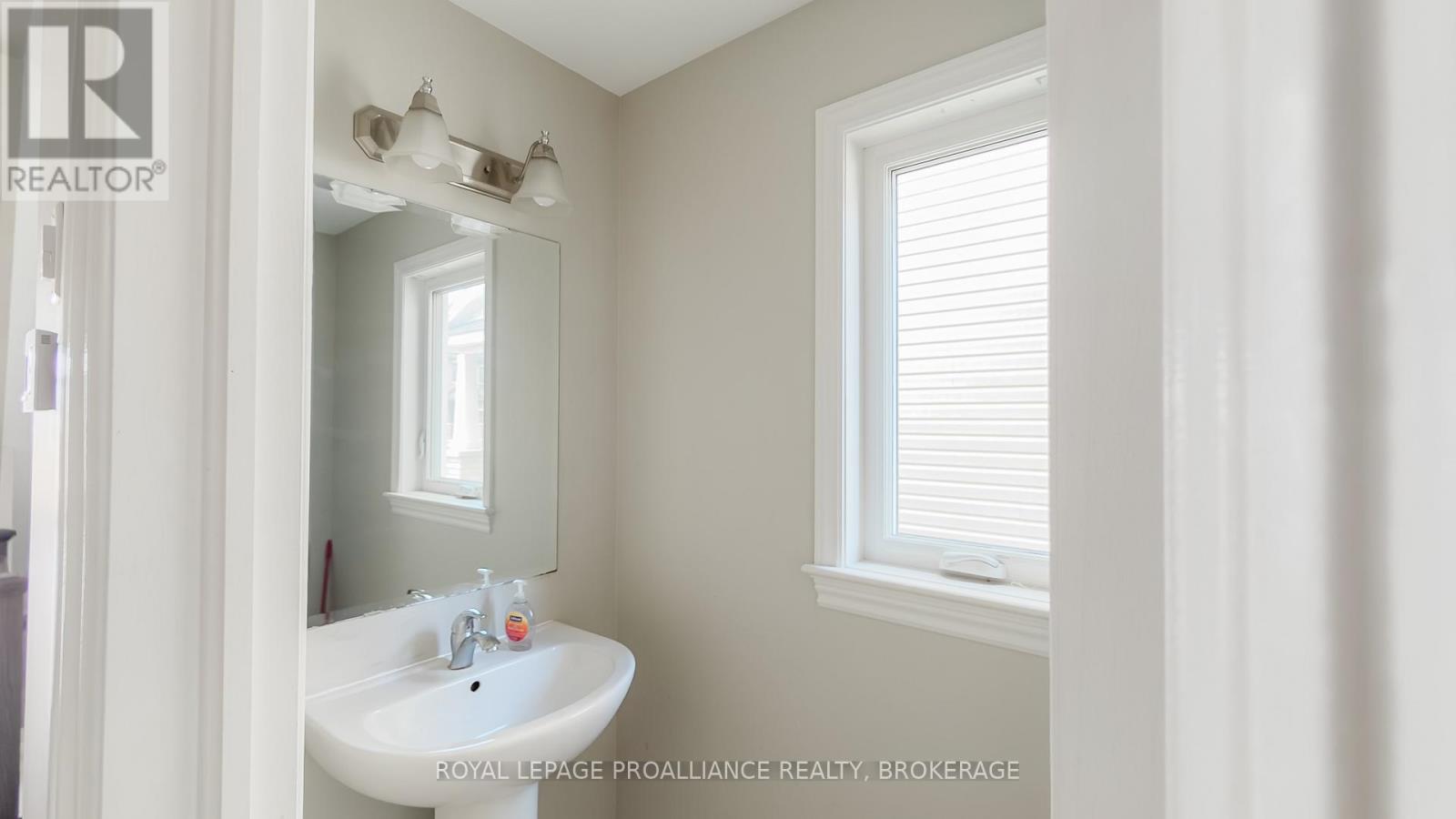 1388 Monarch Drive, Kingston, Ontario  K7P 0S1 - Photo 21 - X12544454