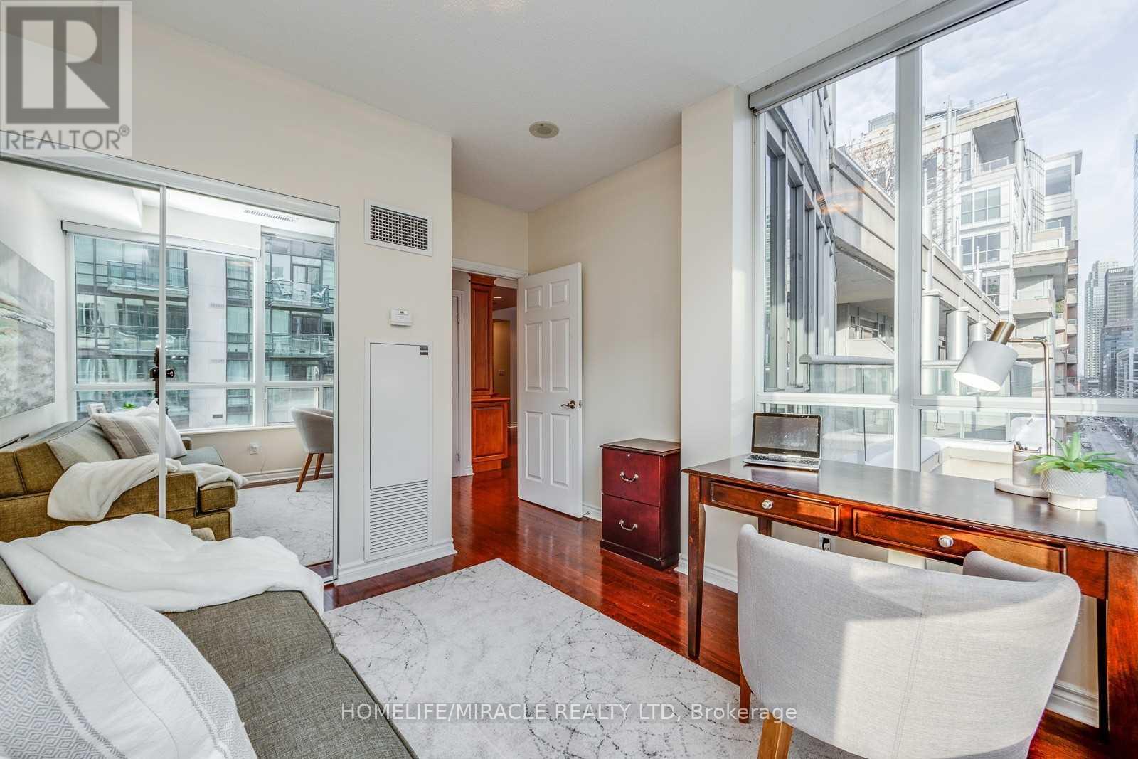 Ph09 - 270 Wellington Street W, Toronto, Ontario  M5V 3P5 - Photo 15 - C12547608