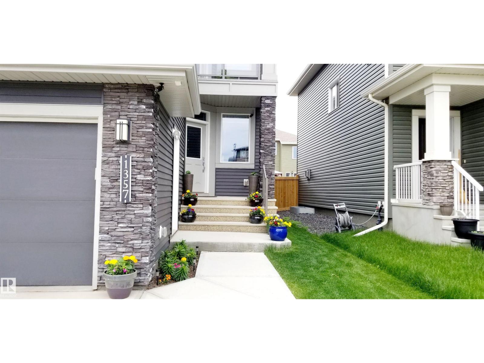 1357 Watt Dr Sw, Edmonton, Alberta  T6X 2A6 - Photo 4 - E4465691