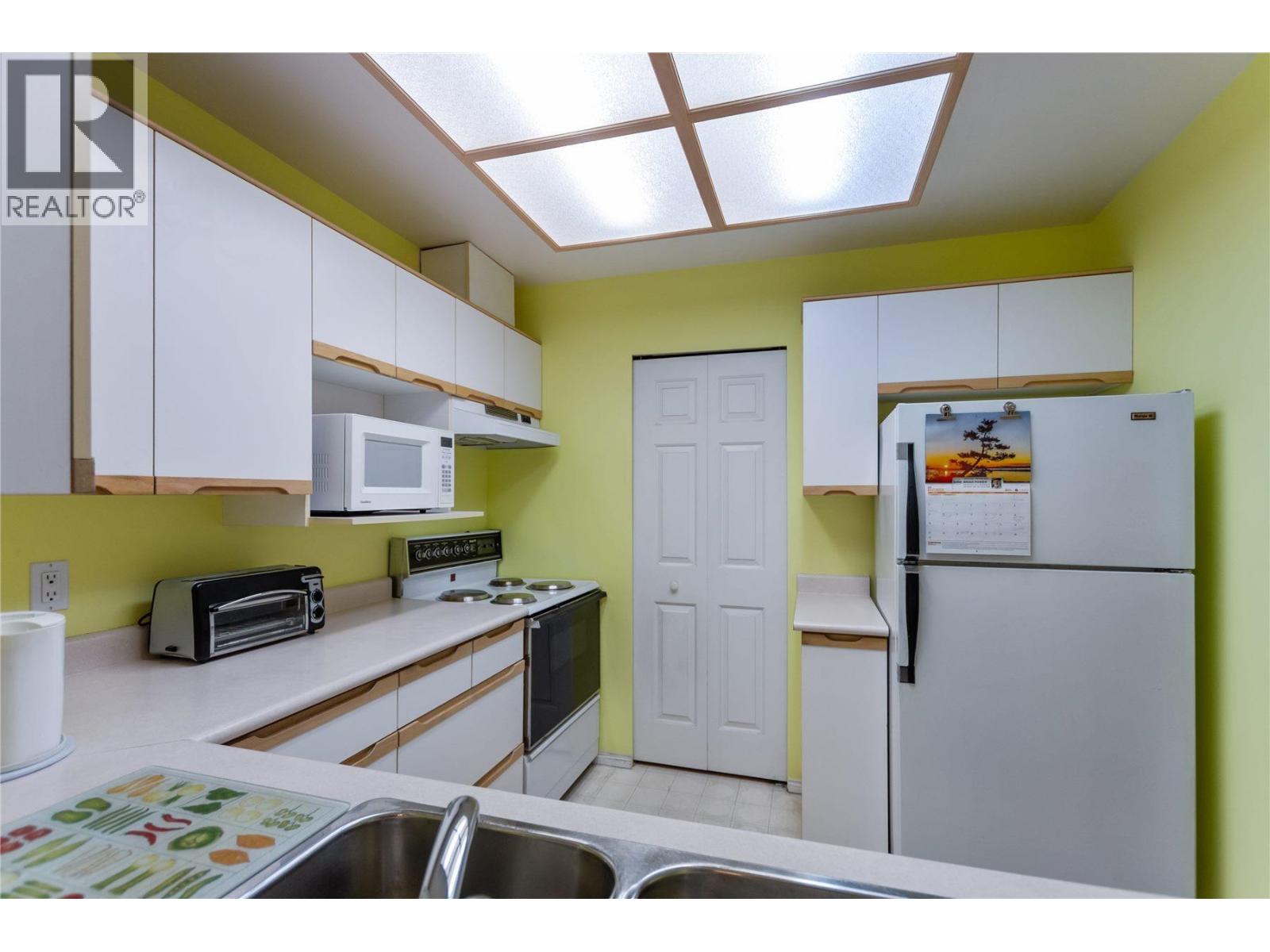 406 6820 Rumble Street, Burnaby, British Columbia  V5E 4H9 - Photo 9 - R3067276