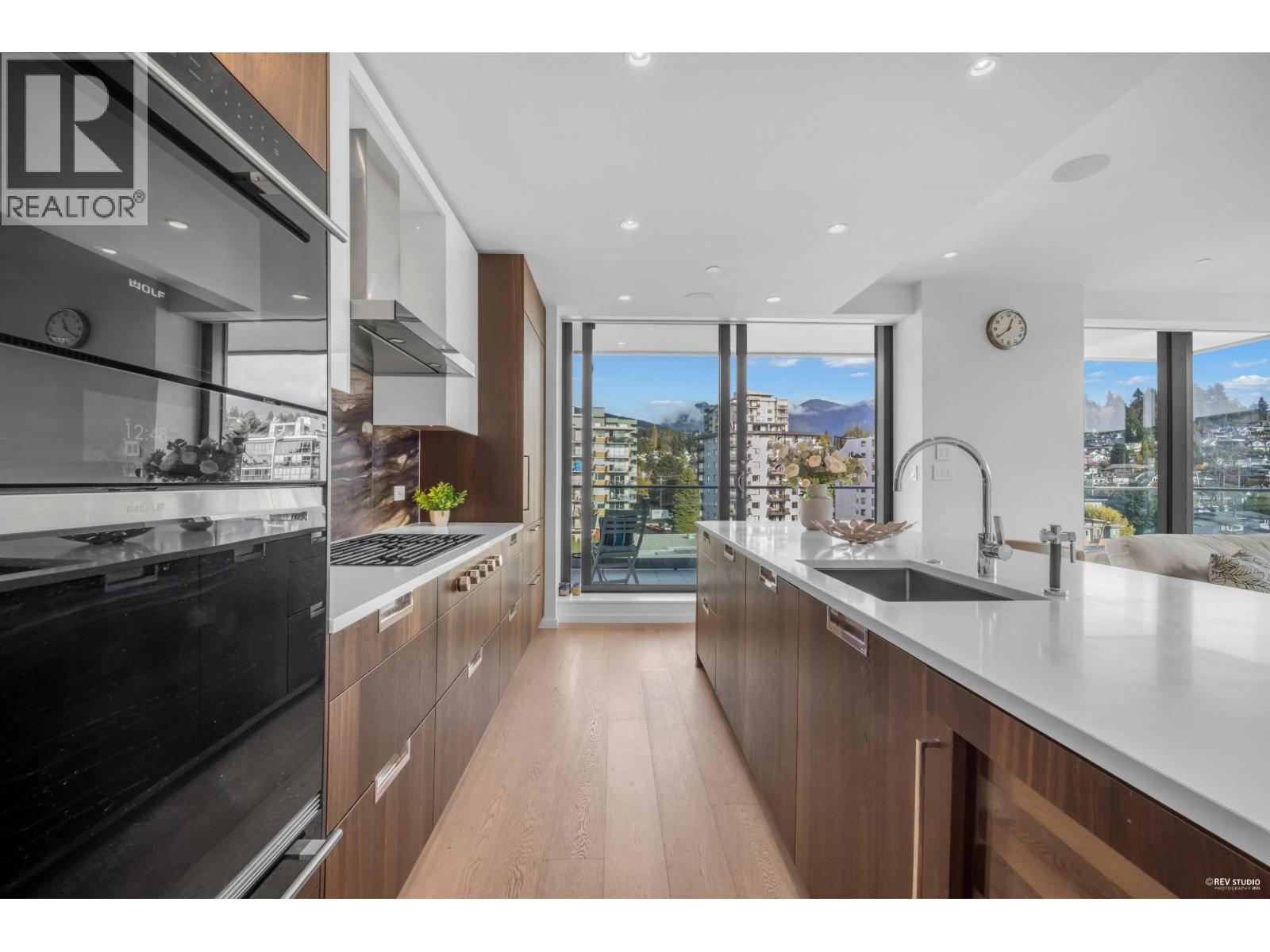 601 1355 Bellevue Avenue, West Vancouver, British Columbia V7T 0B4 - Photo 5 - R3067503