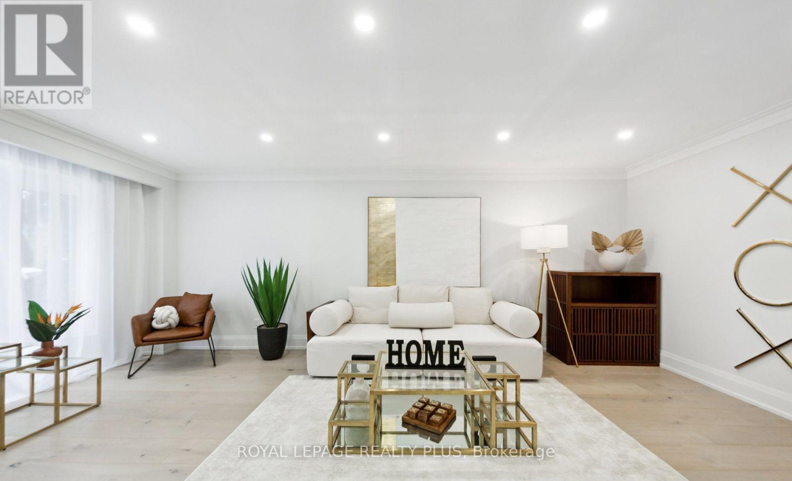 4344 Dallas Court, Mississauga, Ontario  L4W 4G7 - Photo 20 - W12547600