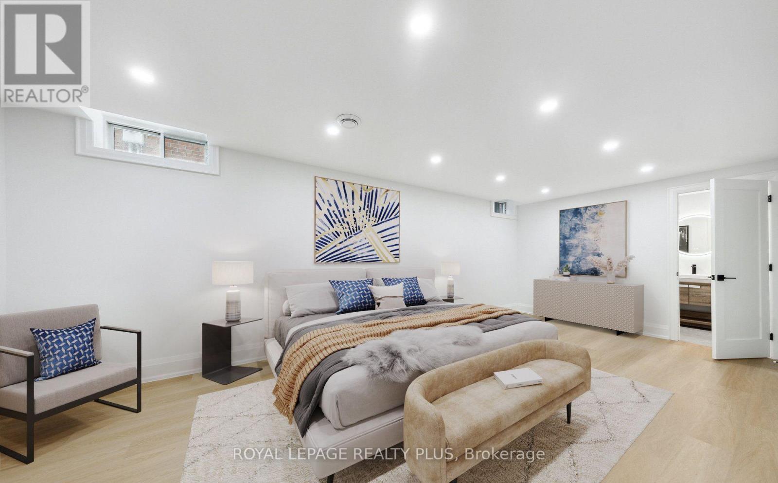 4344 Dallas Court, Mississauga, Ontario  L4W 4G7 - Photo 42 - W12547600