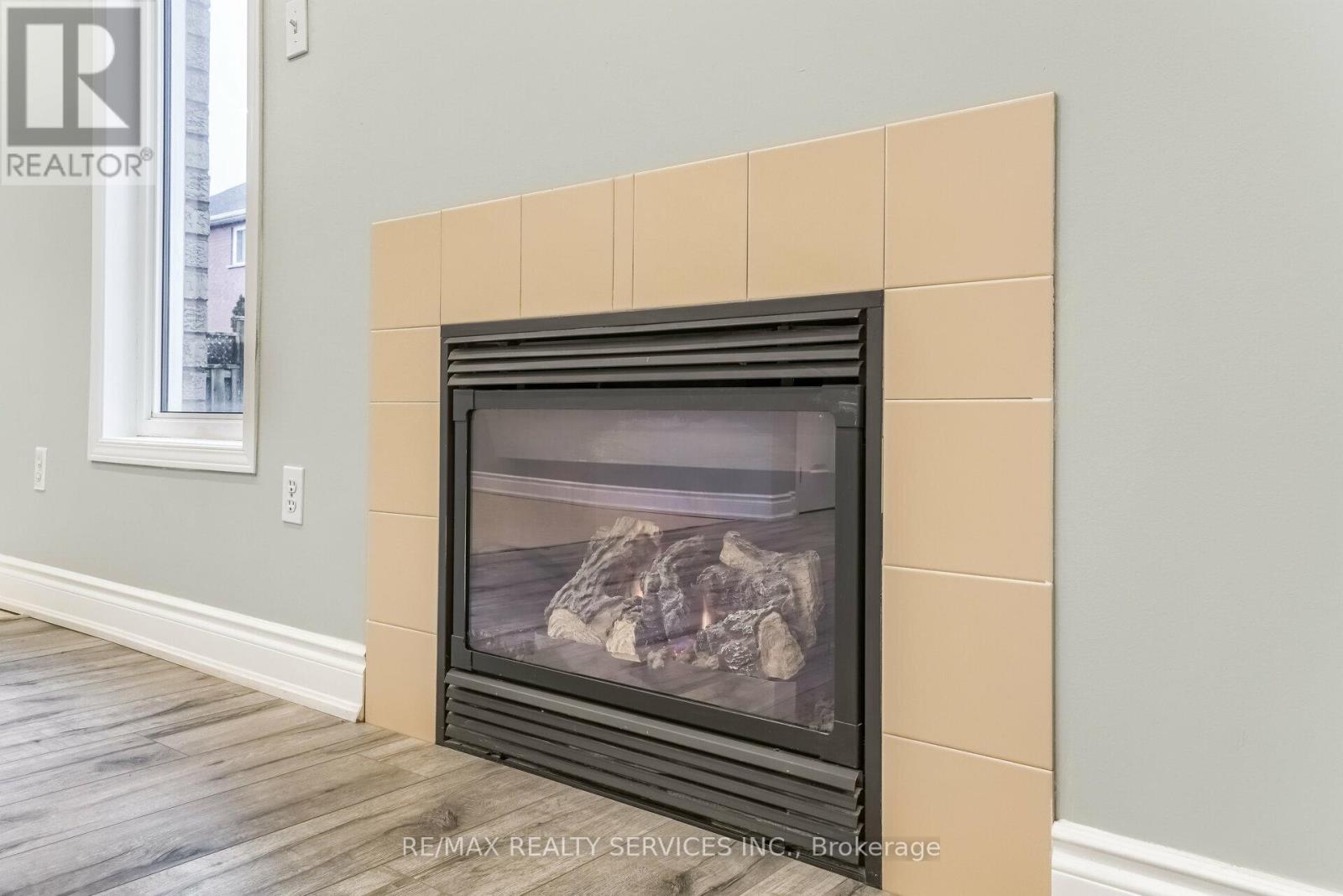 Upper - 15 Masters Green Crescent, Brampton, Ontario  L7A 3K3 - Photo 11 - W12547618