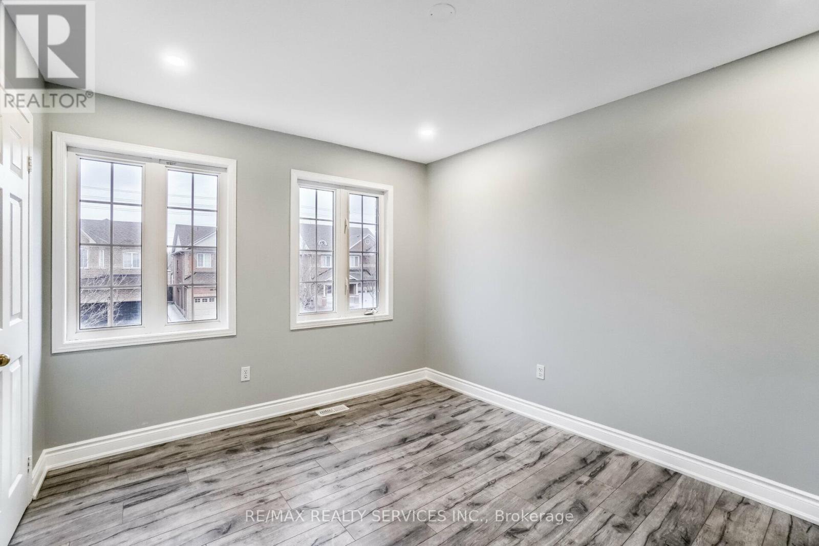 Upper - 15 Masters Green Crescent, Brampton, Ontario  L7A 3K3 - Photo 38 - W12547618