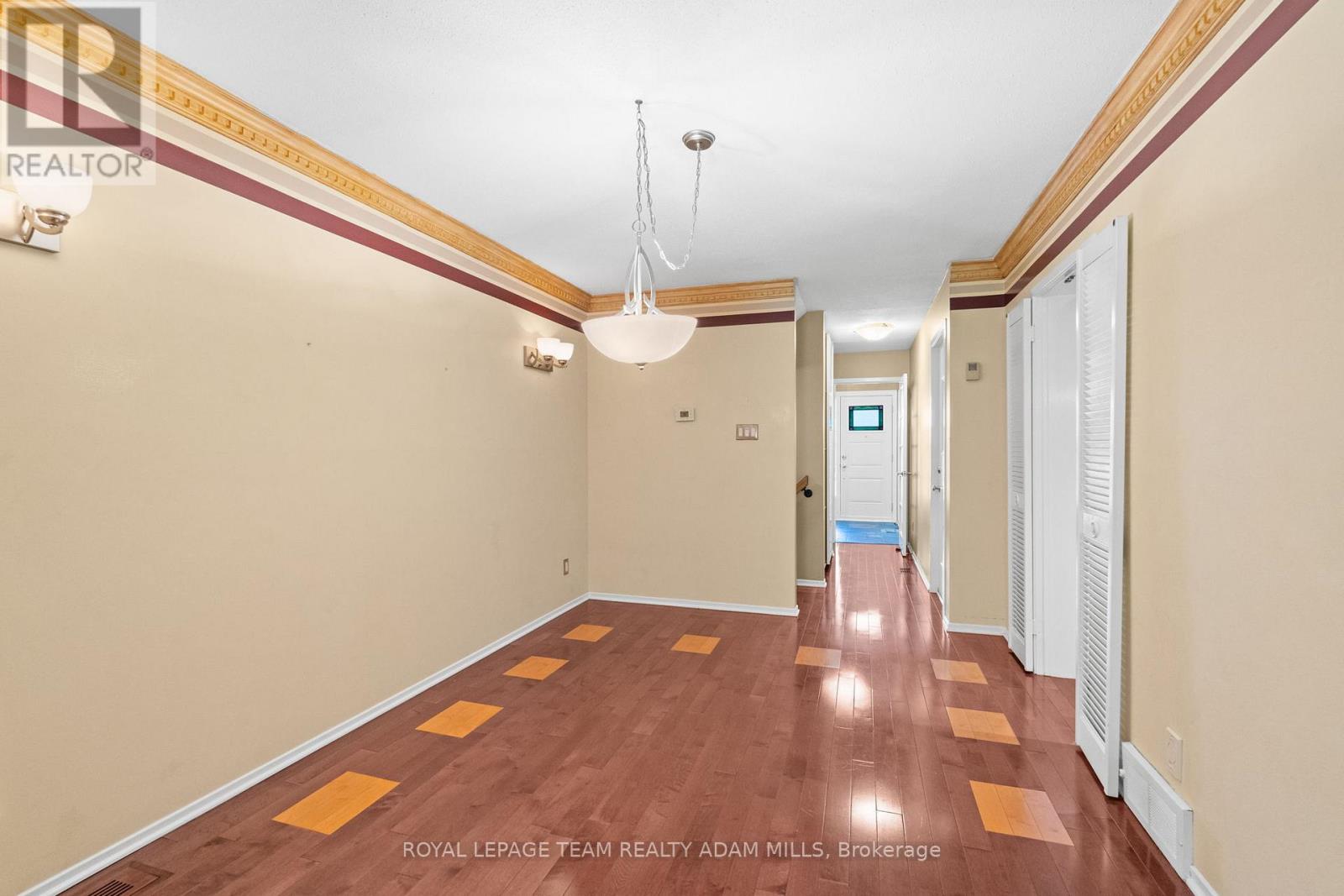 46 Gentle Gate Crescent, Ottawa, Ontario  K1T 1Z8 - Photo 13 - X12547632