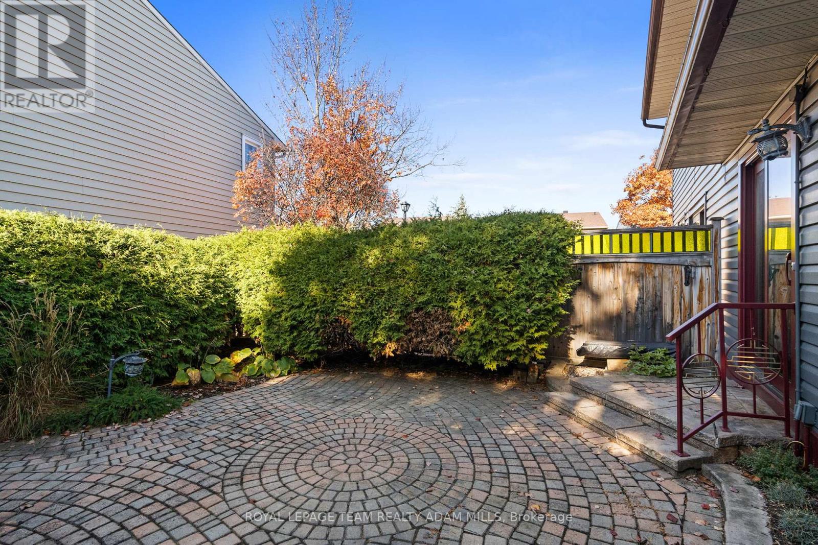 46 Gentle Gate Crescent, Ottawa, Ontario  K1T 1Z8 - Photo 44 - X12547632