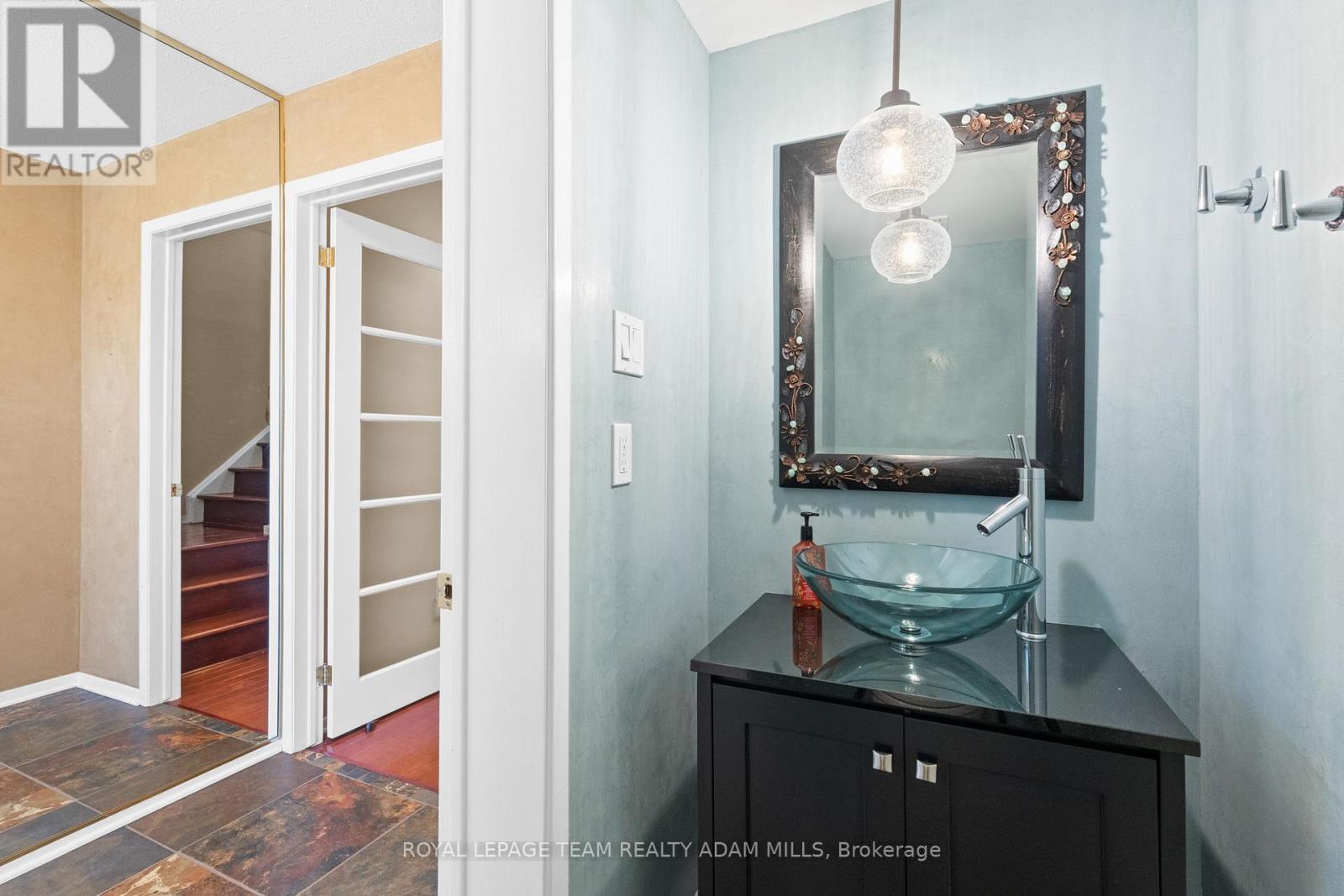 46 Gentle Gate Crescent, Ottawa, Ontario  K1T 1Z8 - Photo 8 - X12547632