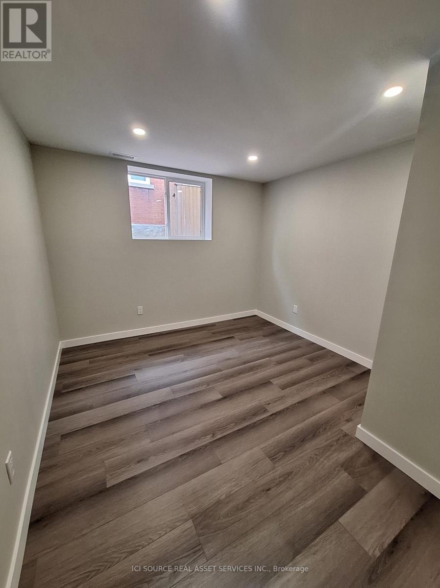 58 Martin Avenue, Guelph, Ontario  N1G 1Z9 - Photo 18 - X12499340