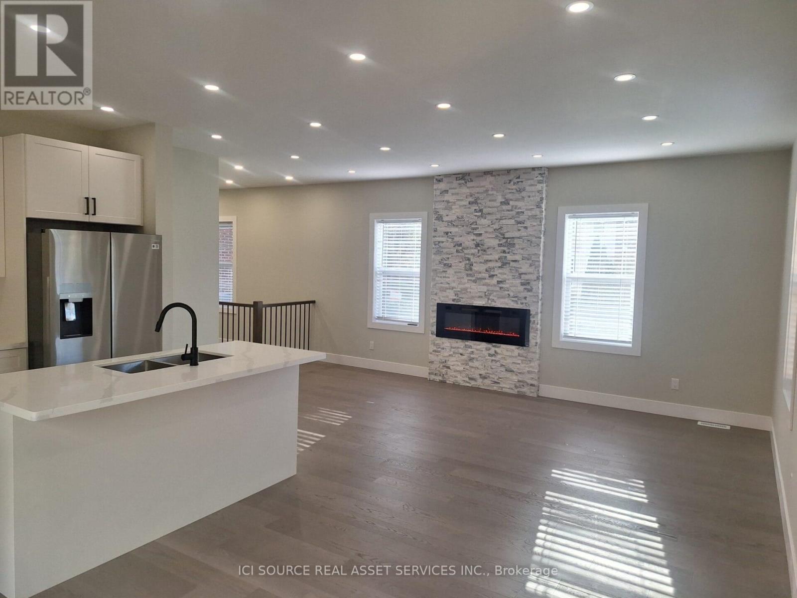 58 Martin Avenue, Guelph, Ontario  N1G 1Z9 - Photo 9 - X12499340