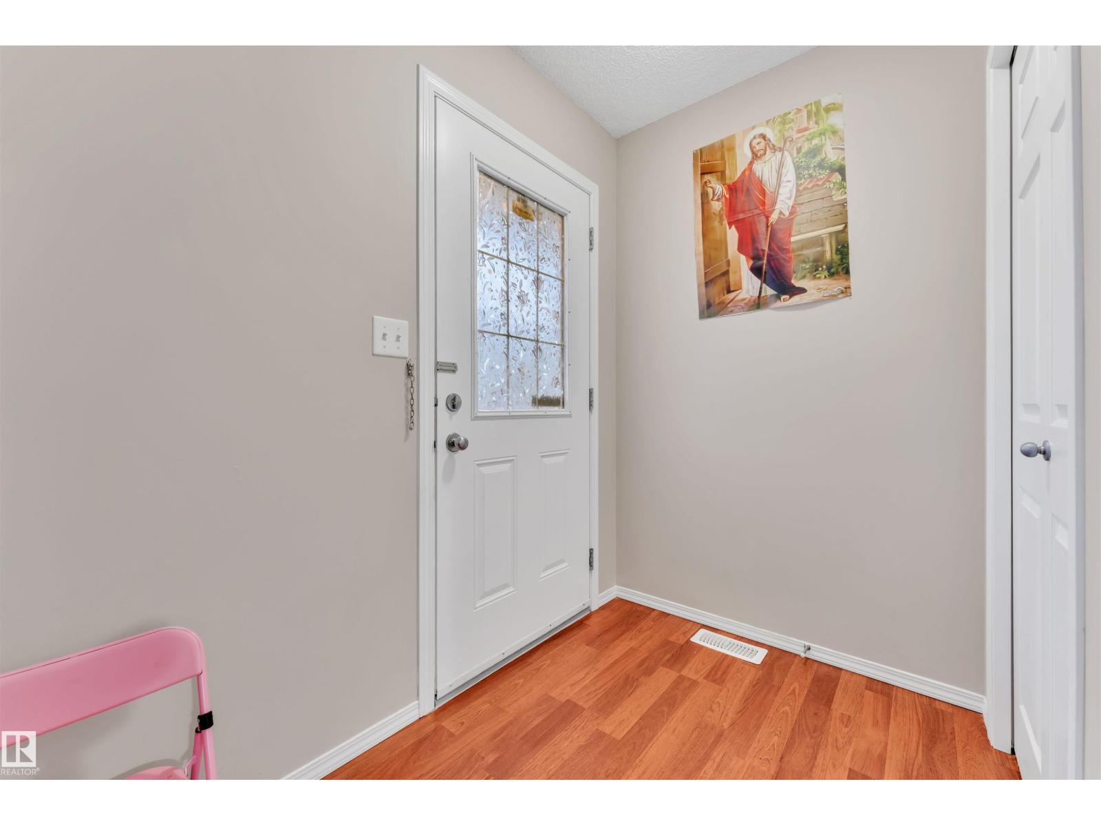 #8 2503 24 St Nw, Edmonton, Alberta  T6T 0B5 - Photo 3 - E4465839