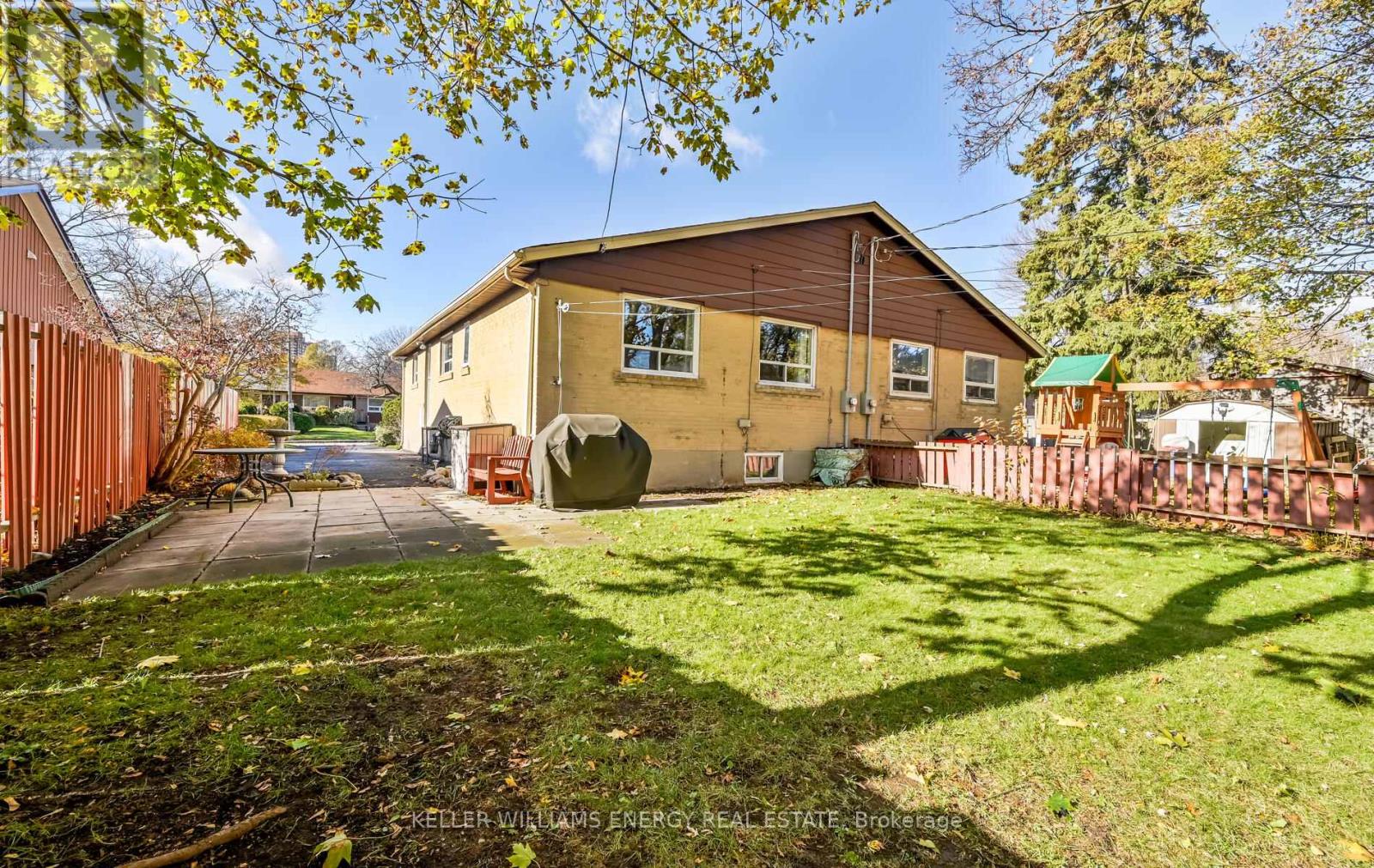 37 Billingsgate Crescent, Ajax, Ontario L1S 2R7 - Photo 14 - E12547652