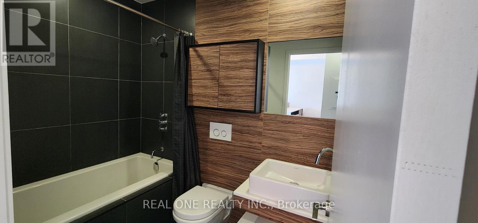 3504 - 75 St Nicholas Street, Toronto, Ontario  M4Y 0A5 - Photo 14 - C12485512