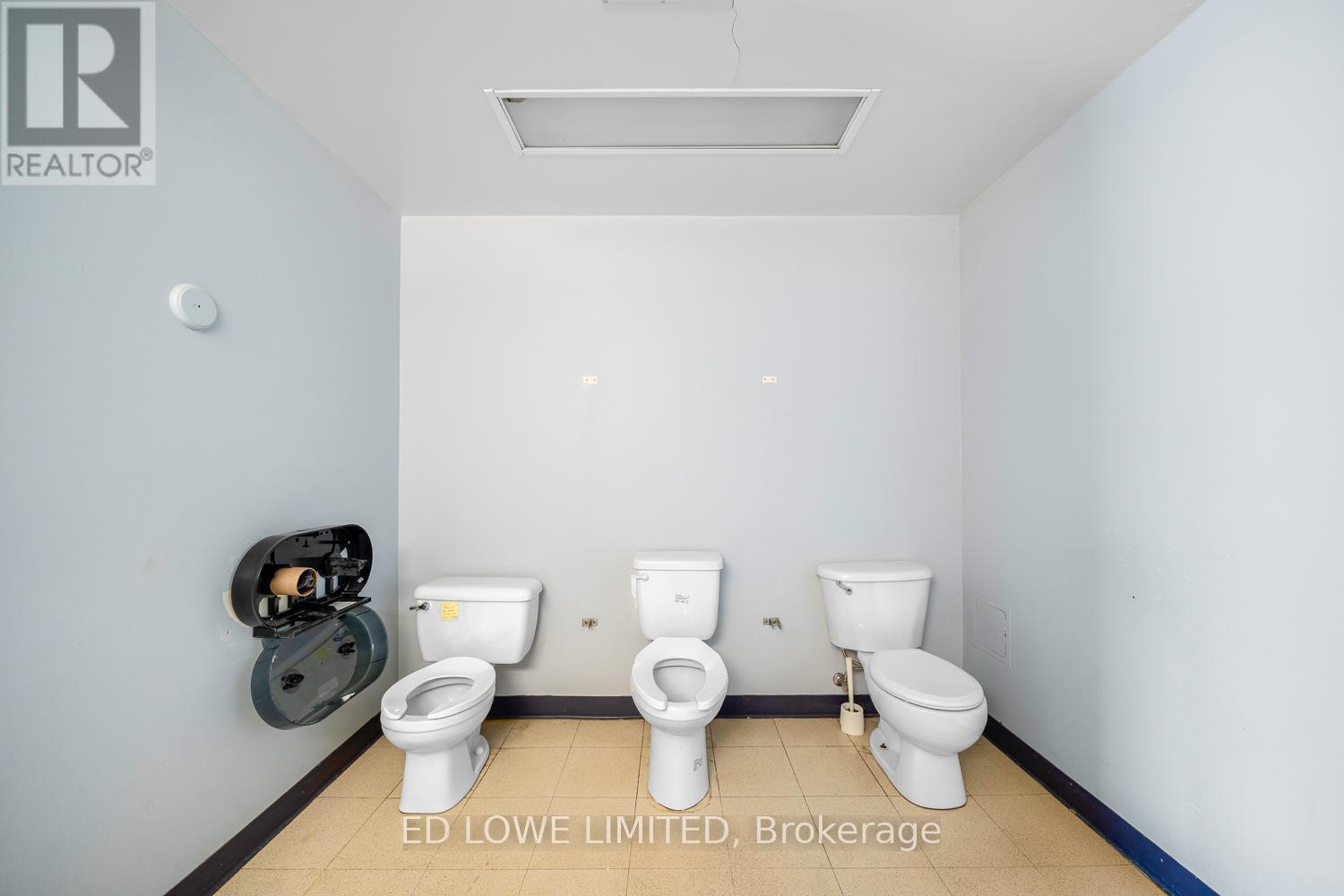 36 Smith Crescent, Parry Sound, Ontario  P2A 0C5 - Photo 22 - X12546772