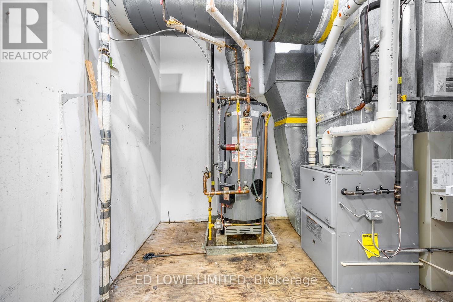 36 Smith Crescent, Parry Sound, Ontario  P2A 0C5 - Photo 24 - X12546772