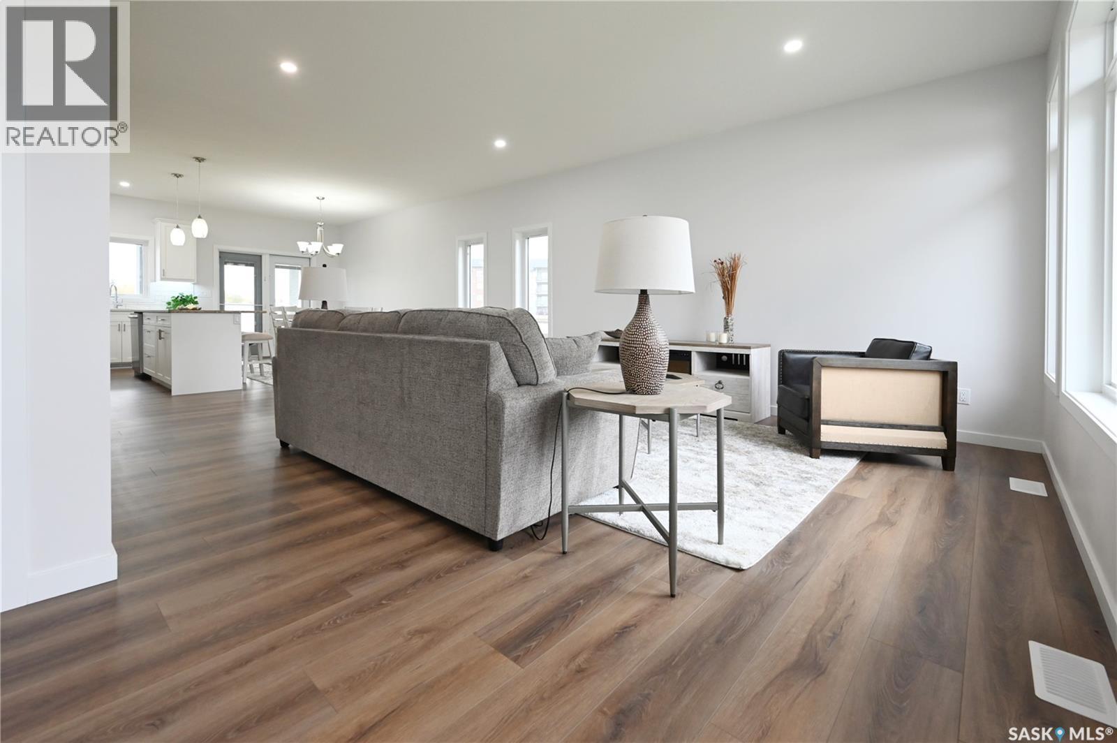 3 2330 Morsky Drive, Estevan, Saskatchewan  S4A 3A5 - Photo 4 - SK024104