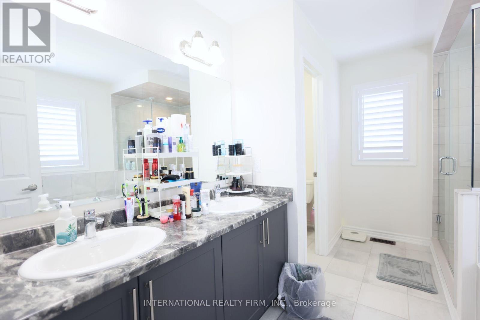 327 Northglen Blvd Boulevard, Clarington, Ontario L1C 7E2 - Photo 25 - E12547650