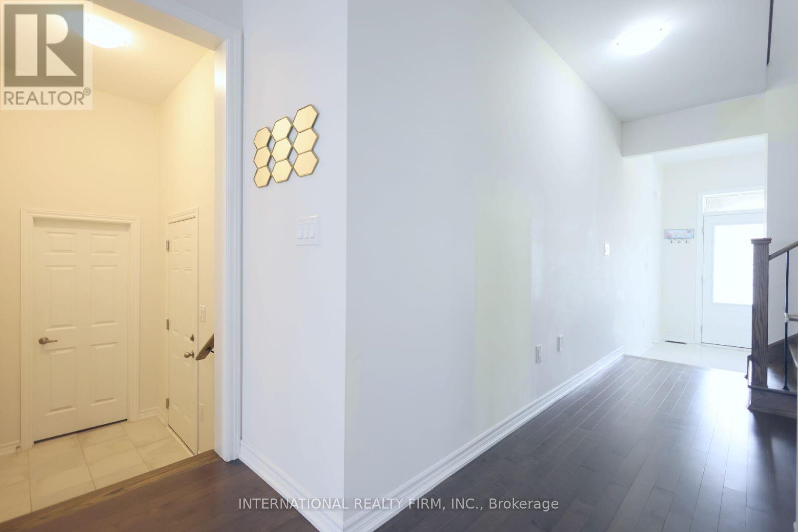 327 Northglen Blvd Boulevard, Clarington, Ontario L1C 7E2 - Photo 5 - E12547650