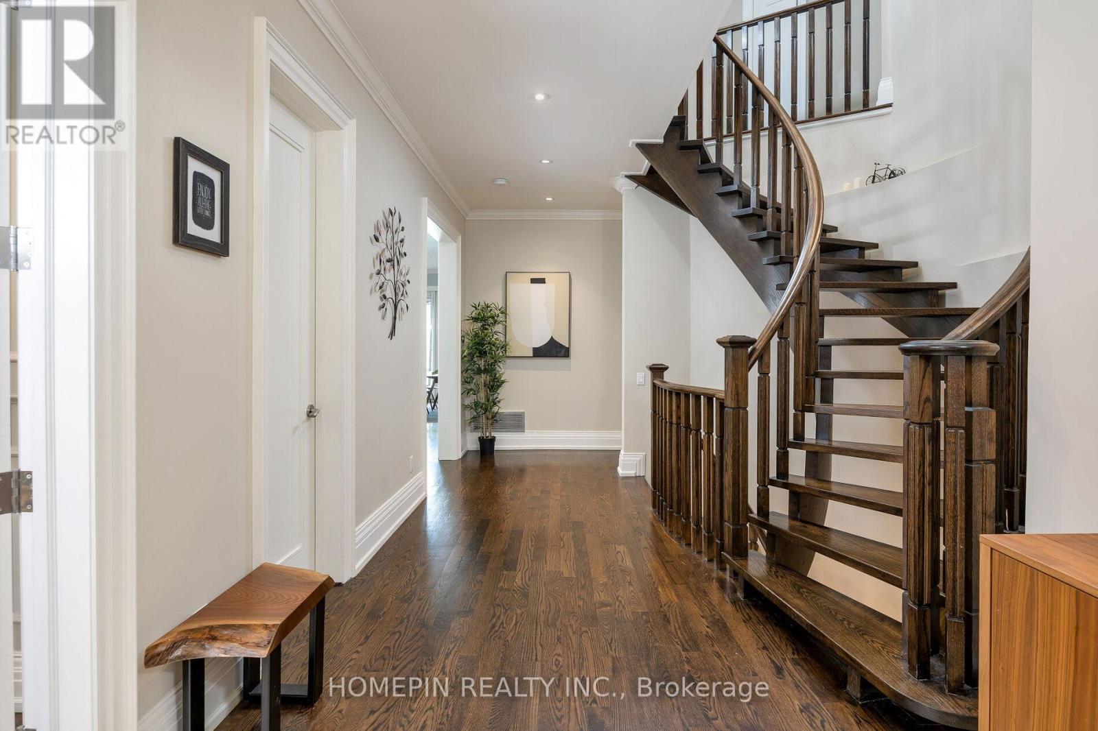 5 Callahan Road, Markham, Ontario L3R 2K2 - Photo 4 - N12547658