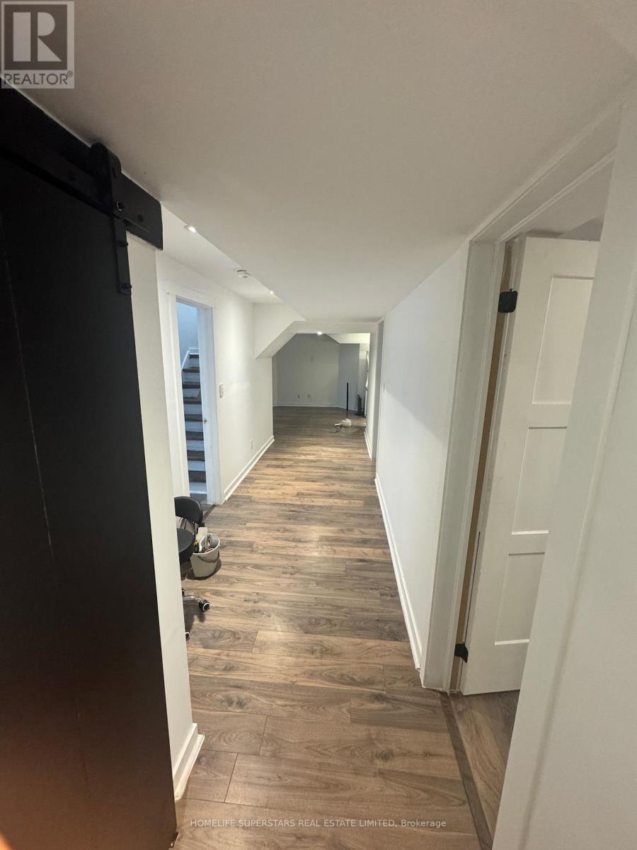 11 Kelsey Crescent, Barrie, Ontario L4N 0J7 - Photo 10 - S12547624