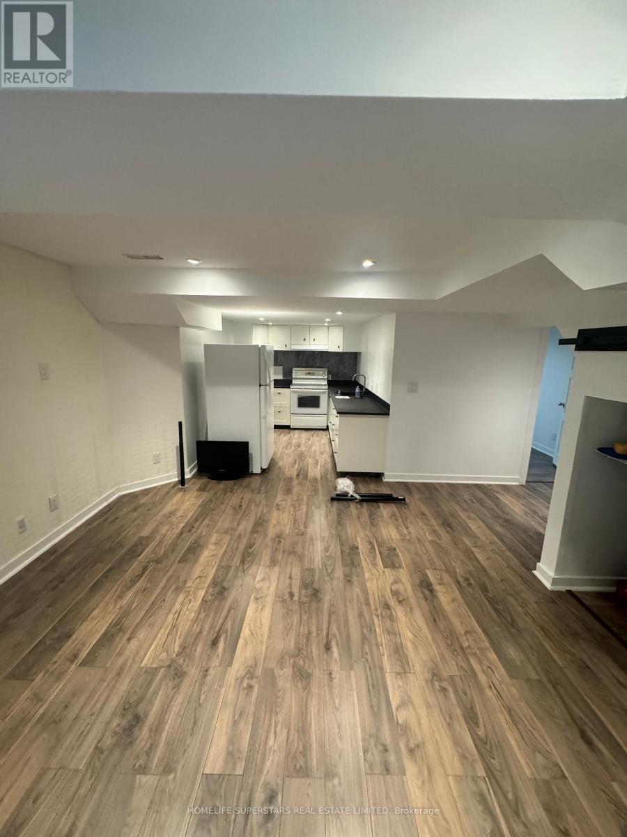 11 Kelsey Crescent, Barrie, Ontario L4N 0J7 - Photo 6 - S12547624