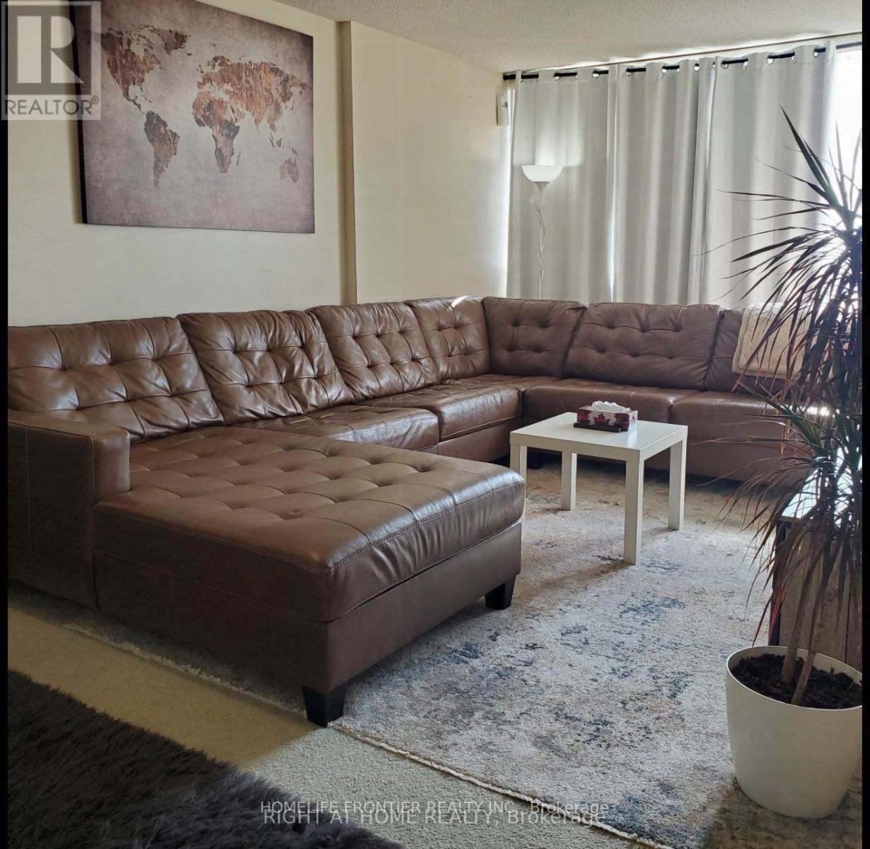 909 - 12 Laurelcrest Street, Brampton, Ontario  L6S 5Y4 - Photo 2 - W12547620