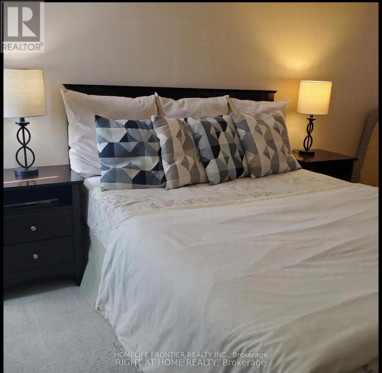 909 - 12 Laurelcrest Street, Brampton, Ontario  L6S 5Y4 - Photo 6 - W12547620