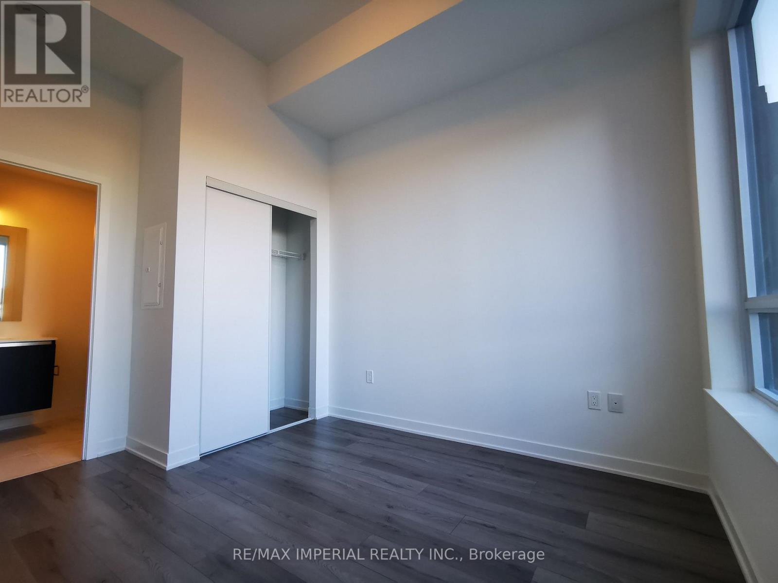 237 - 395 Dundas Street W, Oakville, Ontario  L6M 4M2 - Photo 22 - W12547626