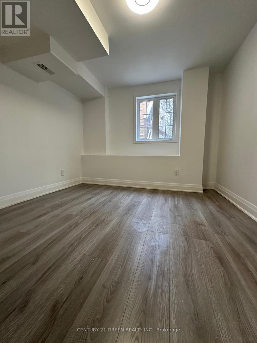 Lower - 1210 Fox Crescent, Milton, Ontario  L9T 6C5 - Photo 11 - W12547628