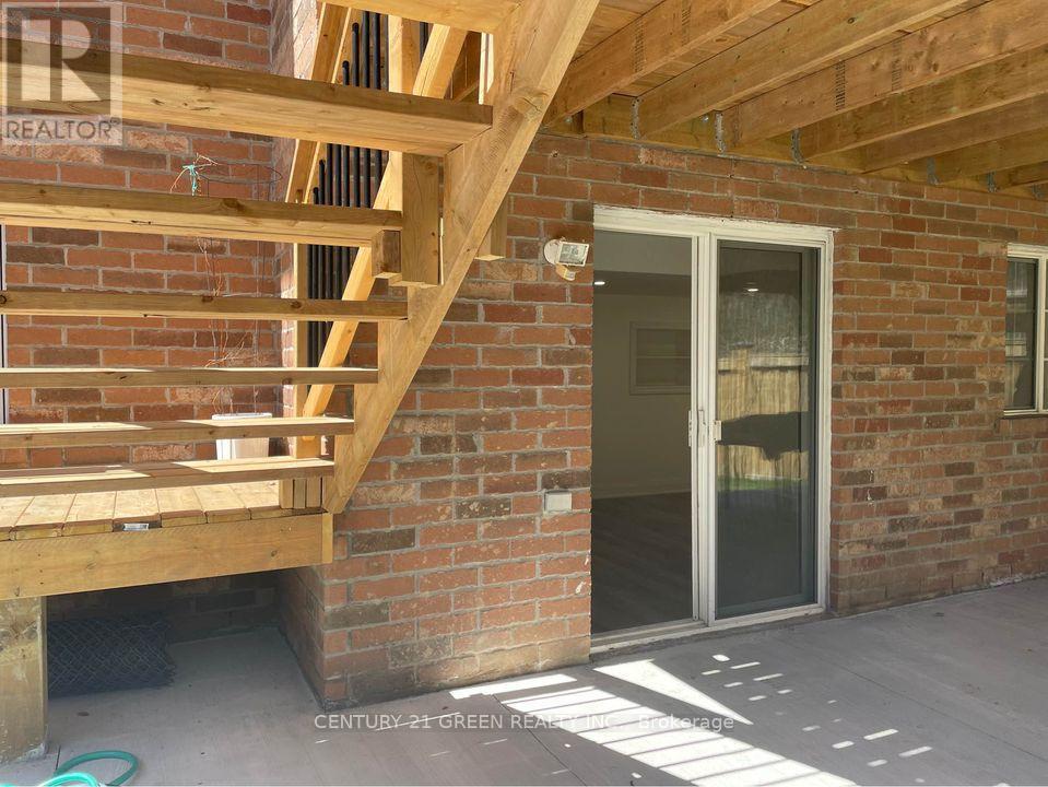 Lower - 1210 Fox Crescent, Milton, Ontario  L9T 6C5 - Photo 7 - W12547628