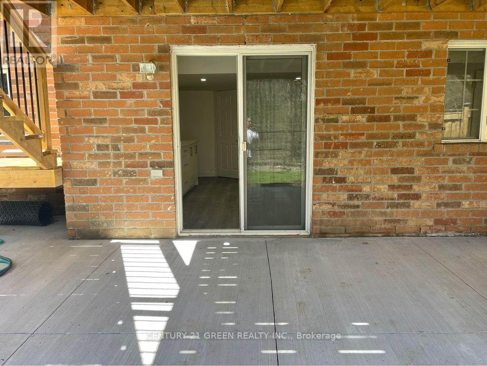 Lower - 1210 Fox Crescent, Milton, Ontario  L9T 6C5 - Photo 8 - W12547628