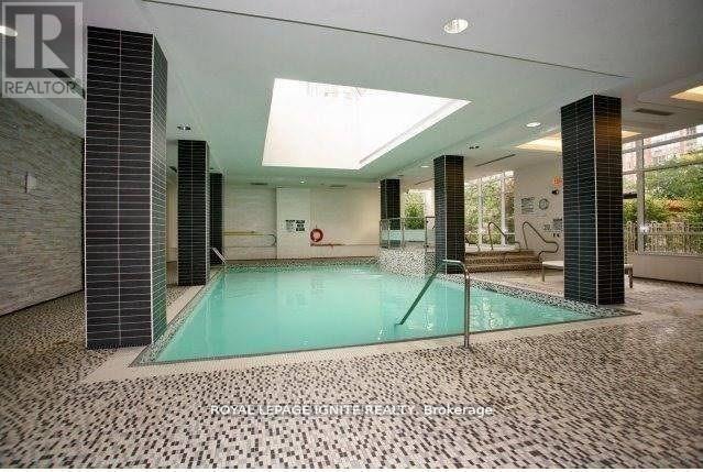 308 - 310 Burnhamthorpe Road W, Mississauga, Ontario  L5B 4P9 - Photo 11 - W12547644