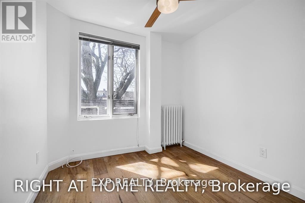 #2 - 162 Bartlett Avenue, Toronto, Ontario  M6H 3G1 - Photo 15 - W12547646