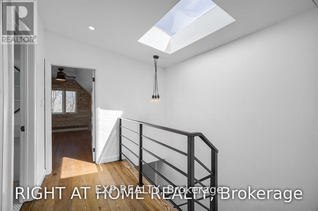 #2 - 162 Bartlett Avenue, Toronto, Ontario  M6H 3G1 - Photo 18 - W12547646