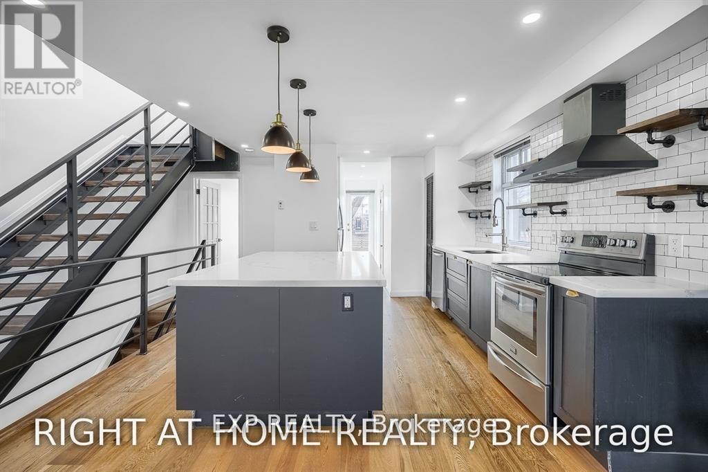 #2 - 162 Bartlett Avenue, Toronto, Ontario  M6H 3G1 - Photo 8 - W12547646