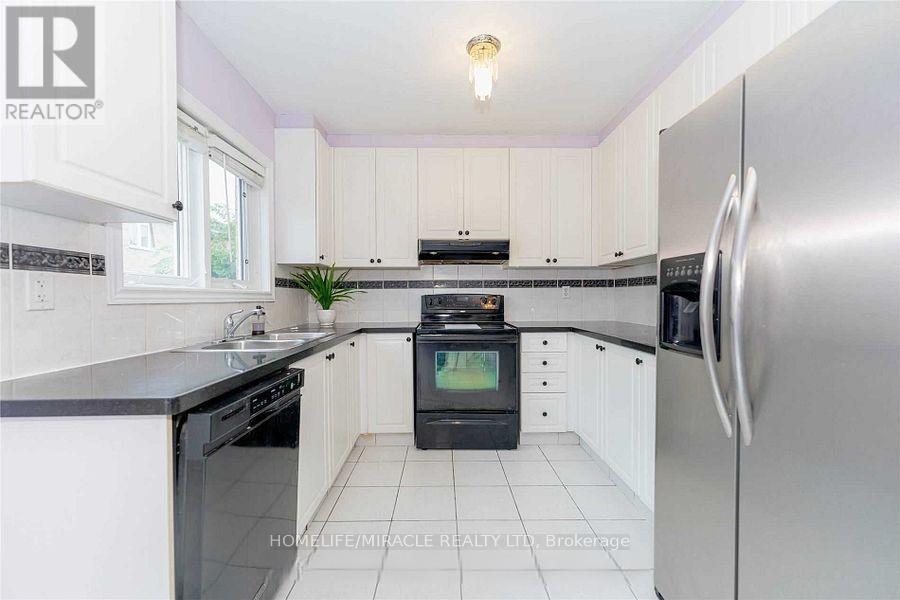 26 Savita Road, Brampton, Ontario  L7A 3T2 - Photo 12 - W12547656