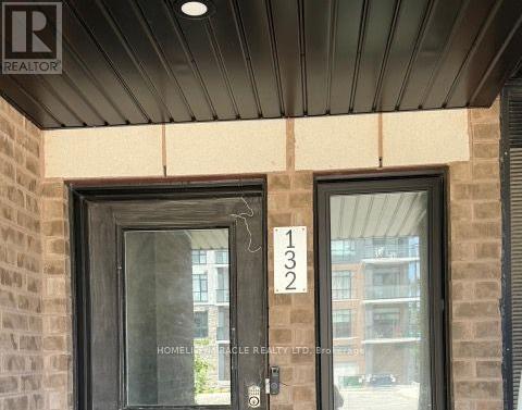 132 - 590 N Service Road, Hamilton, Ontario  L8E 0K5 - Photo 2 - X12547654