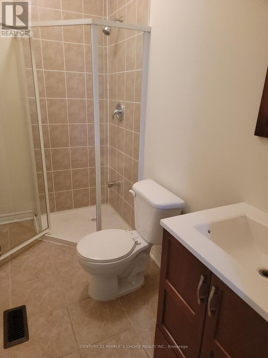 Lower Level - 783 Millworks Crescent, Mississauga, Ontario L5B 0B9 - Photo 10 - W12372353