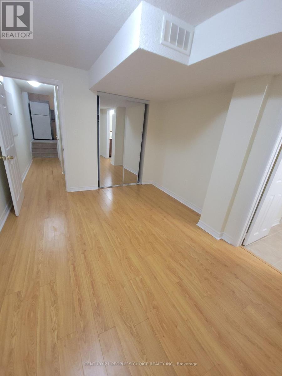 Lower Level - 783 Millworks Crescent, Mississauga, Ontario L5B 0B9 - Photo 12 - W12372353