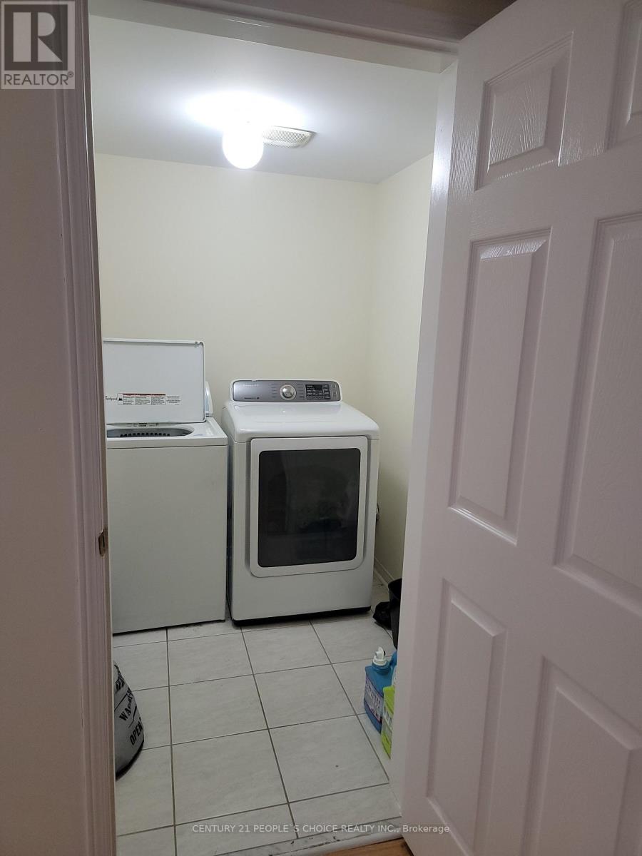 Lower Level - 783 Millworks Crescent, Mississauga, Ontario L5B 0B9 - Photo 11 - W12372353