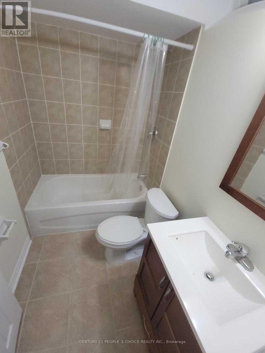 Lower Level - 783 Millworks Crescent, Mississauga, Ontario L5B 0B9 - Photo 8 - W12372353