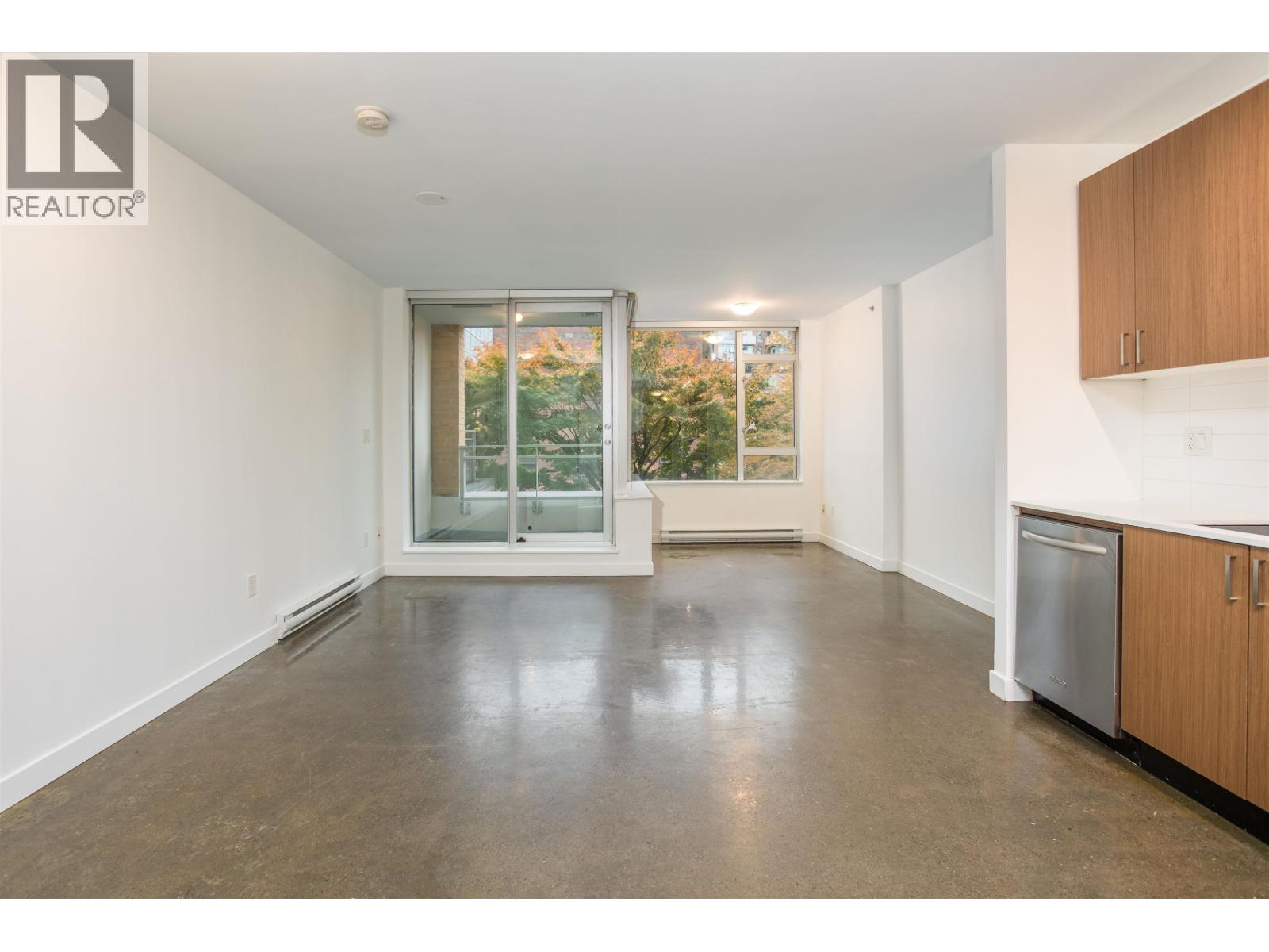 310 221 Union Street, Vancouver, British Columbia V6A 0B4 - Photo 11 - R3067663