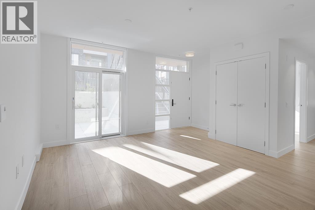 208 6085 Irmin Street, Burnaby, British Columbia V5J 5C5 - Photo 2 - R3067665