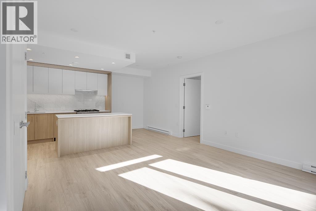 208 6085 Irmin Street, Burnaby, British Columbia V5J 5C5 - Photo 4 - R3067665