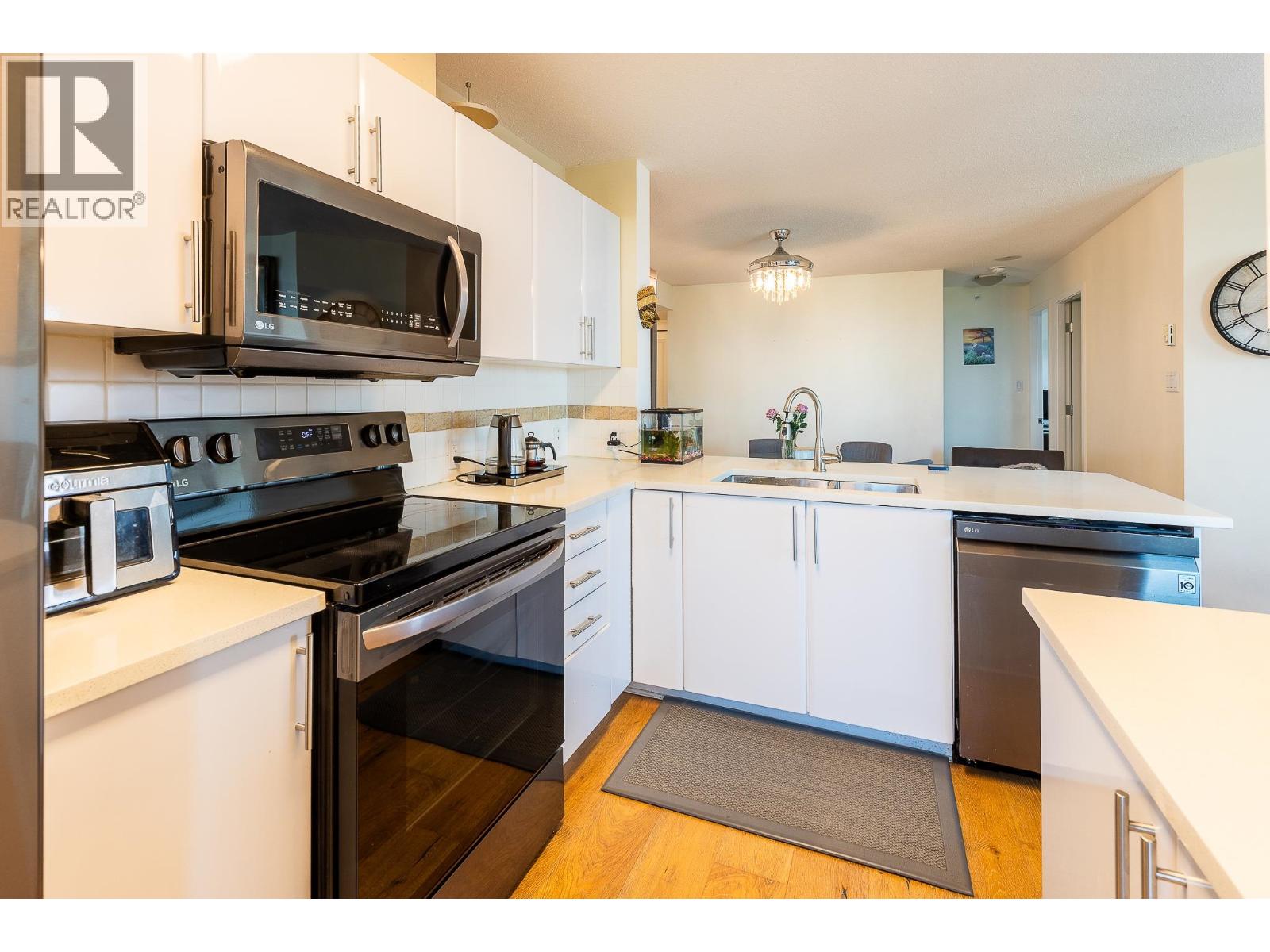 1401 6659 Southoaks Crescent, Burnaby, British Columbia V5E 4M9 - Photo 31 - R3067675